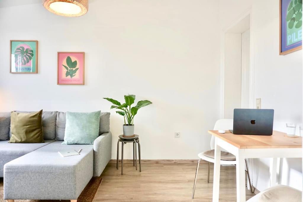 Neu I Moderne Zentrale I Netflix I 4 Gaeste Apartment Andernach